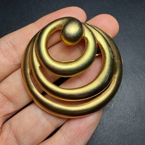 Vintage Modernist Concentric Circle Gold-Tone Brooch